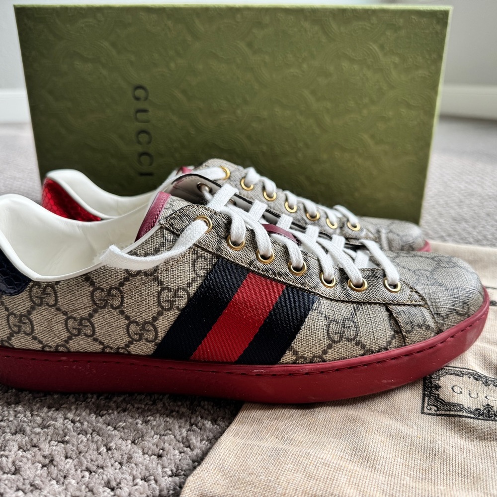Gucci Monogram Sneakers with Red and Blue Accents - Picture 2 of 11